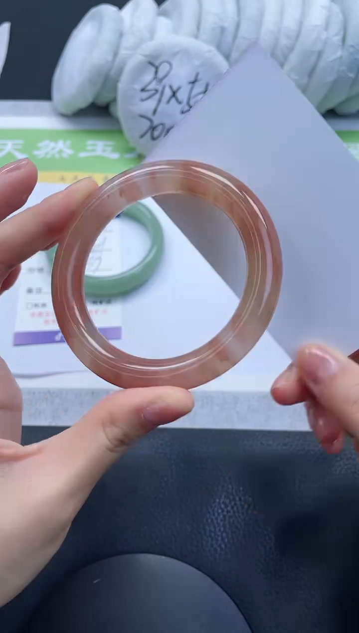 【闪购商品】石英质玉手镯未镶嵌A62-56+