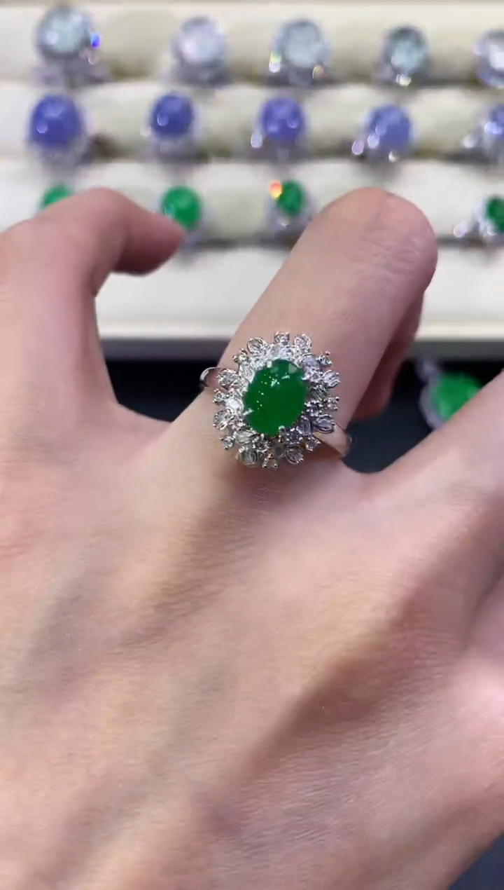 【闪购商品】翡翠戒指18K金镶嵌a178       