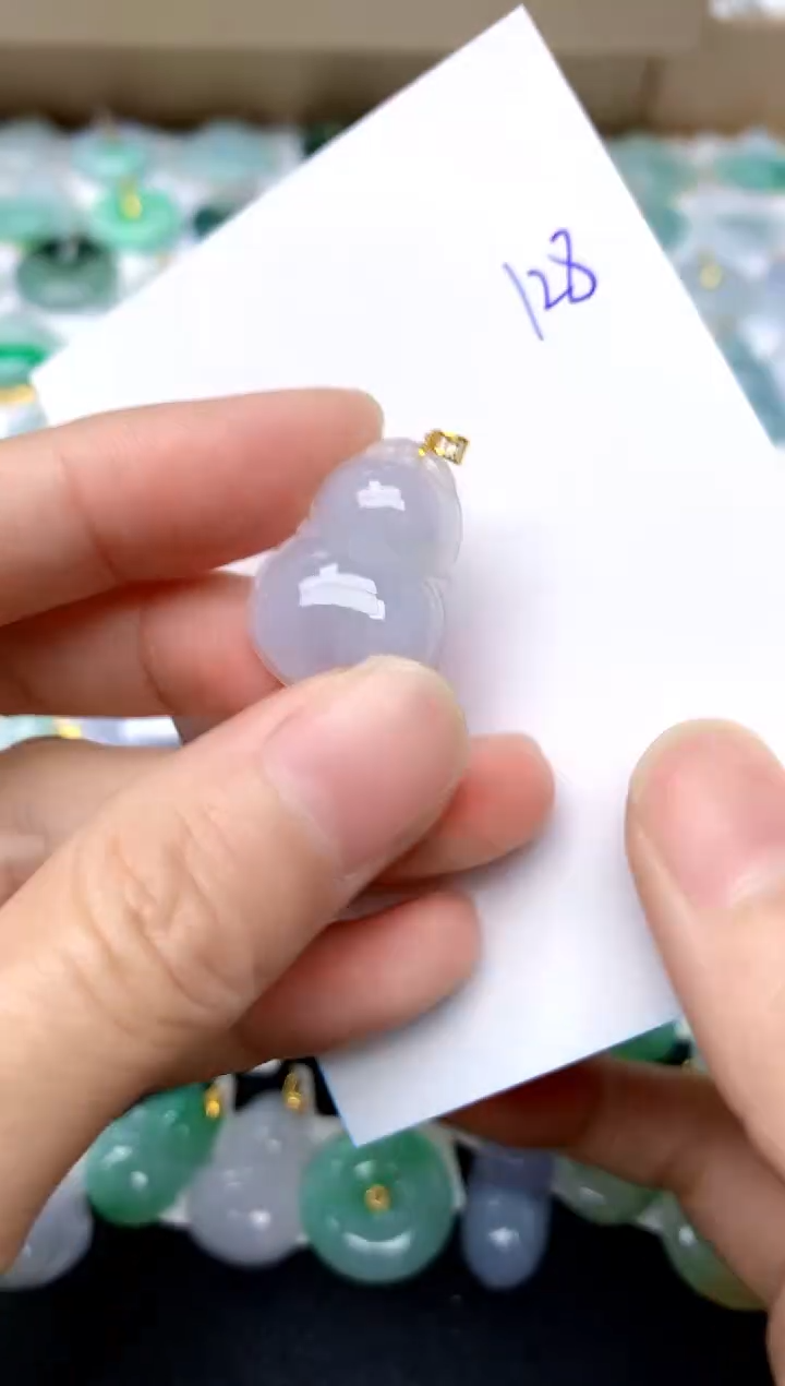 【闪购商品】翡翠颈饰18K金镶嵌128天然A货翡翠