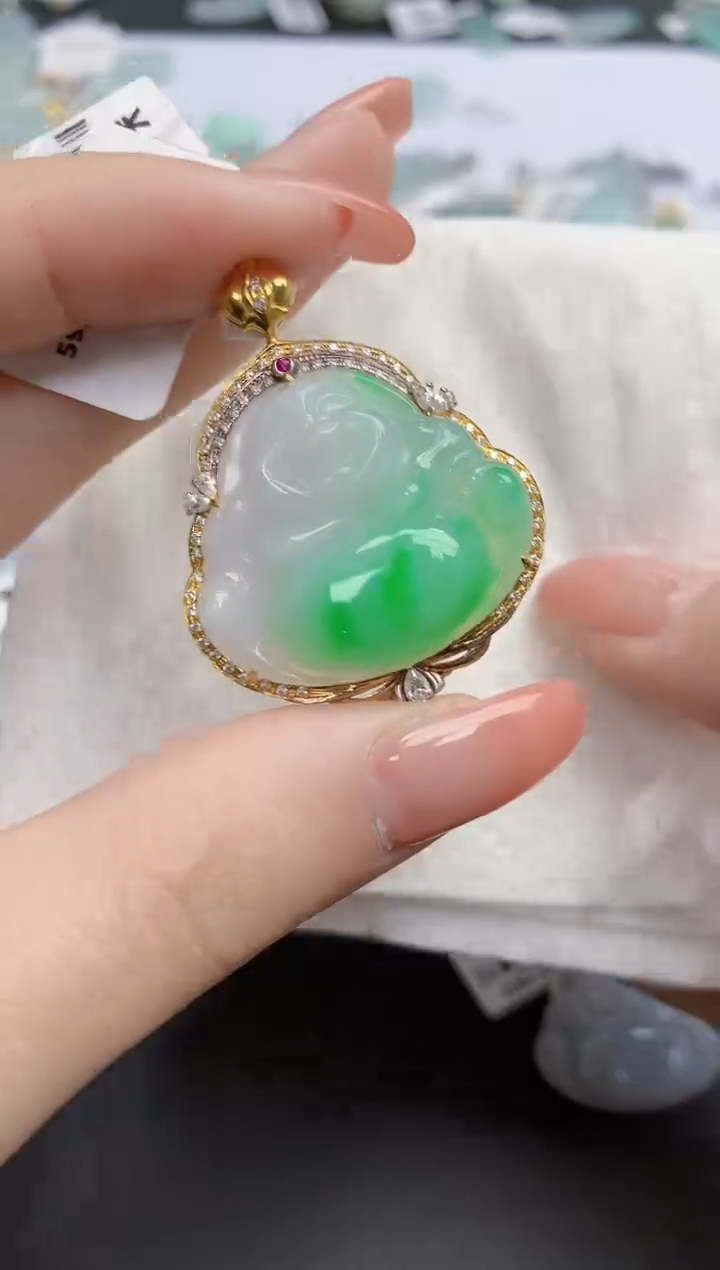 【闪购商品】翡翠颈饰18K金镶嵌天然缅甸翡翠A货