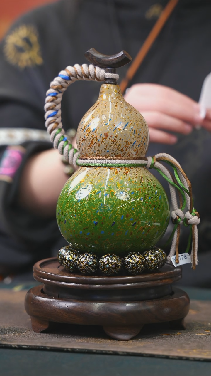 【闪购商品】YC197漆艺酒葫芦不包手串及旋转底座