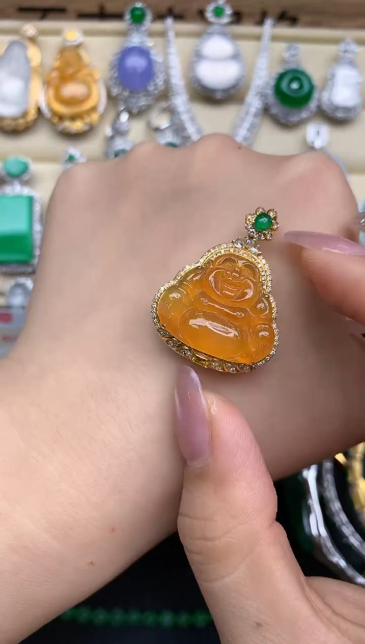 颈饰18K金镶嵌翡翠364-中国好珍宝