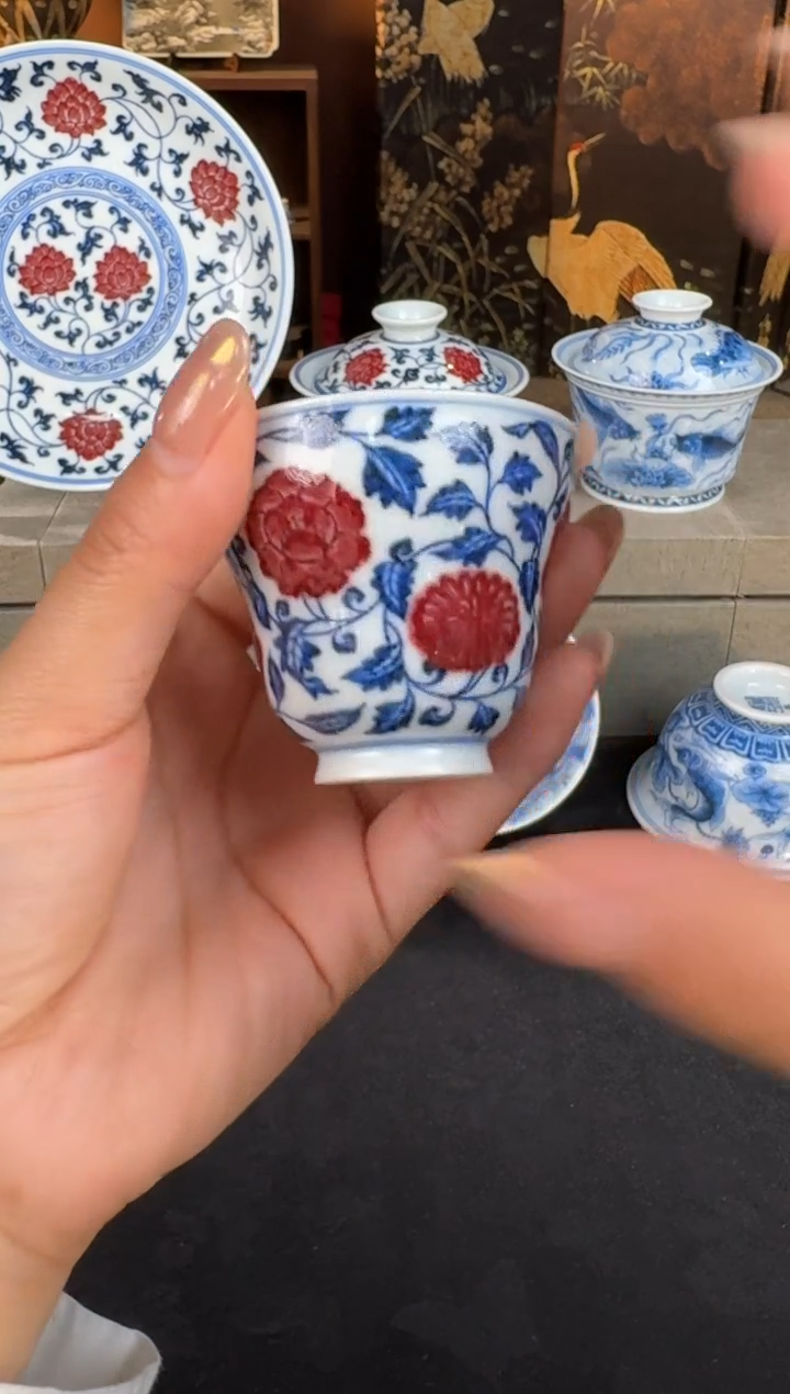 杯永明尚玩缠枝花卉葫芦小杯