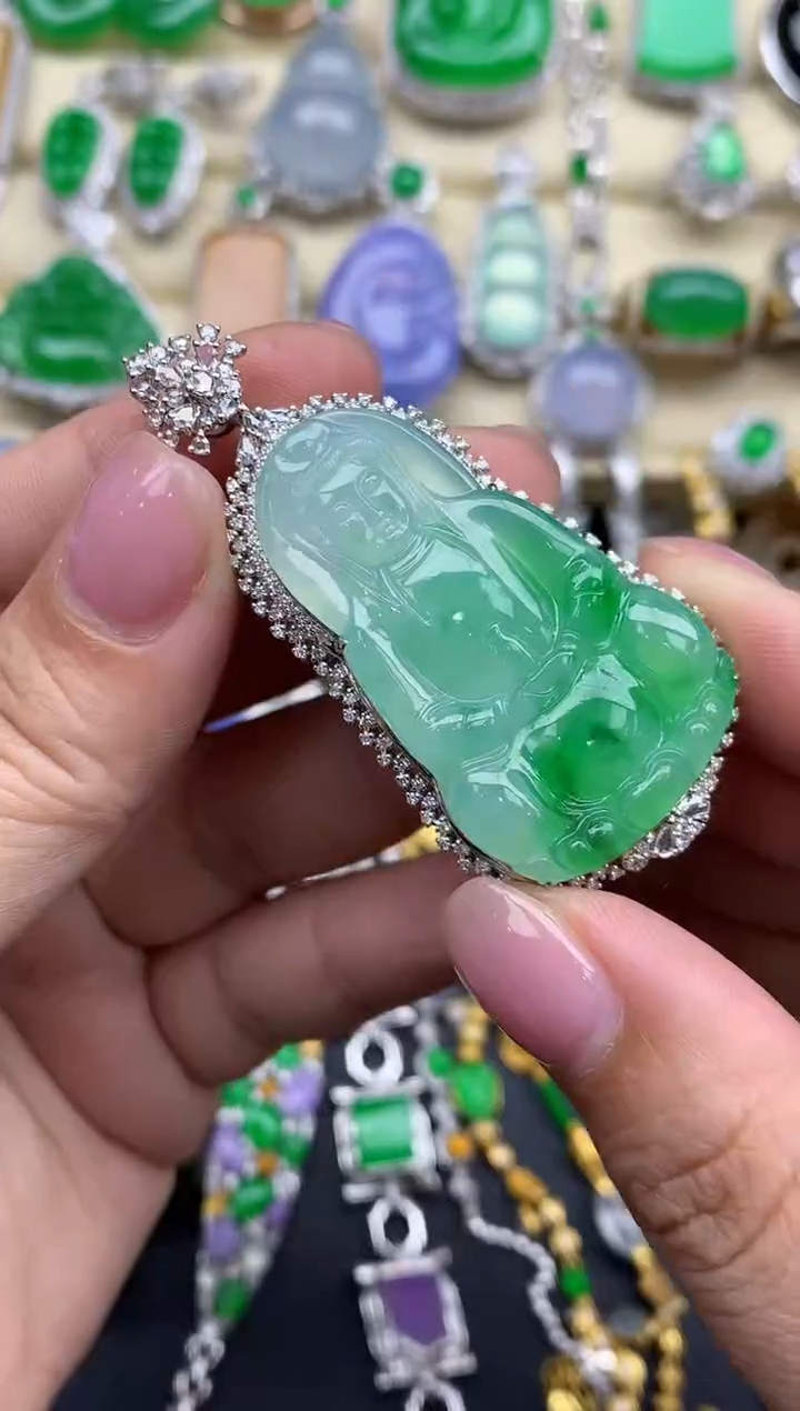 【闪购商品】翡翠颈饰18K金镶嵌684-中国好珍宝