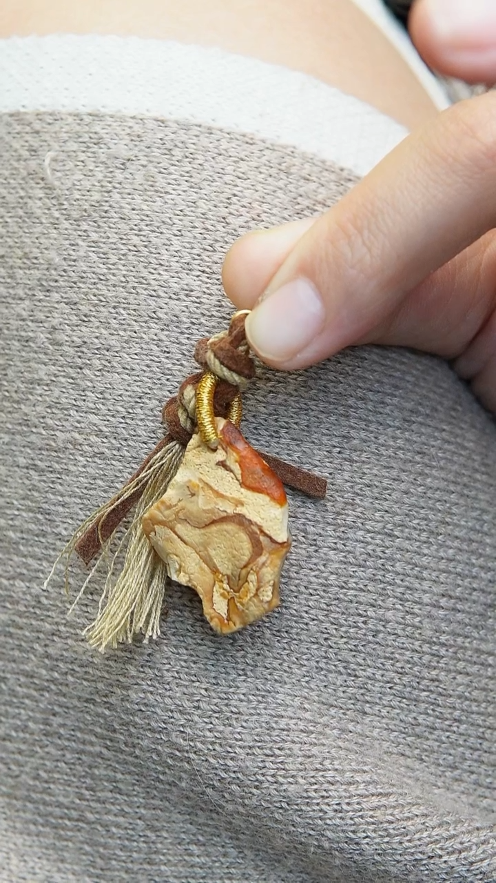 【闪购商品】蜜蜡裸石未镶嵌原石