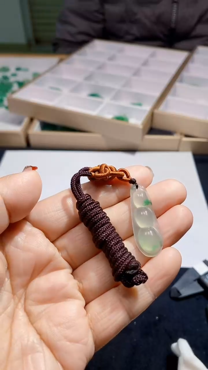 【闪购商品】石英质玉颈饰未镶嵌天然A货非洲翠，石英玉