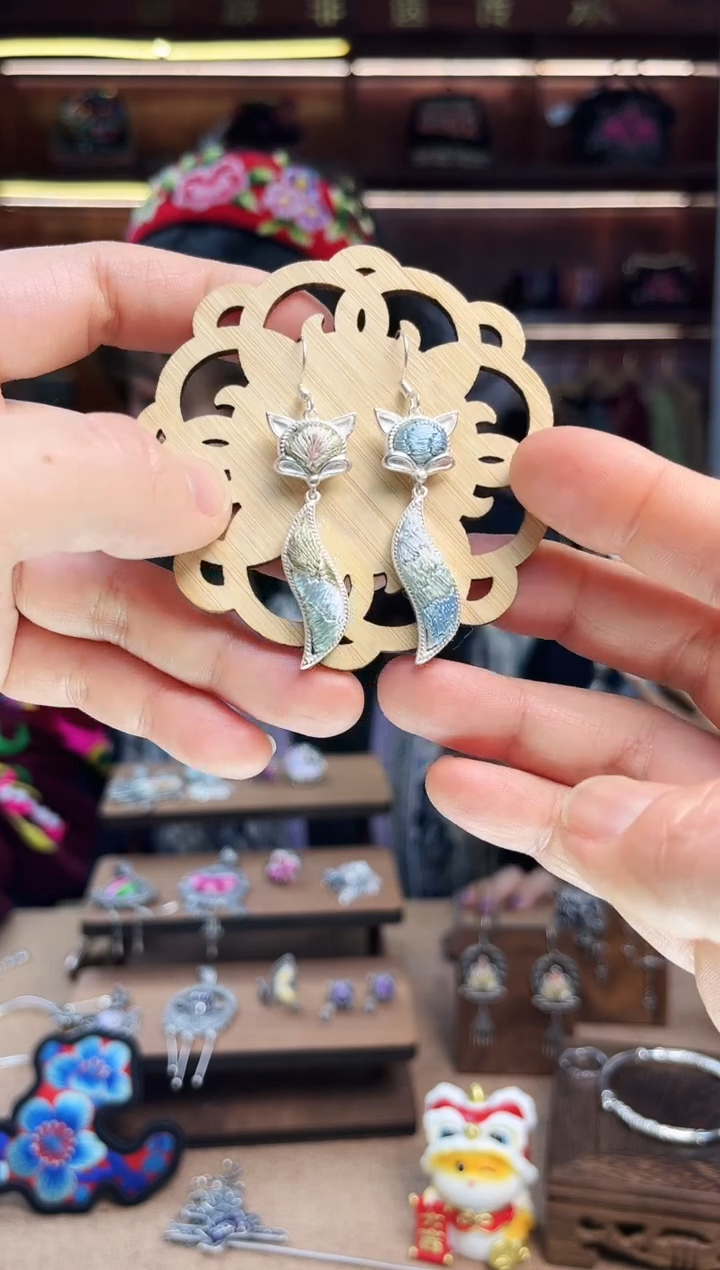 【闪购商品】织绣1810黔东南苗族刺绣