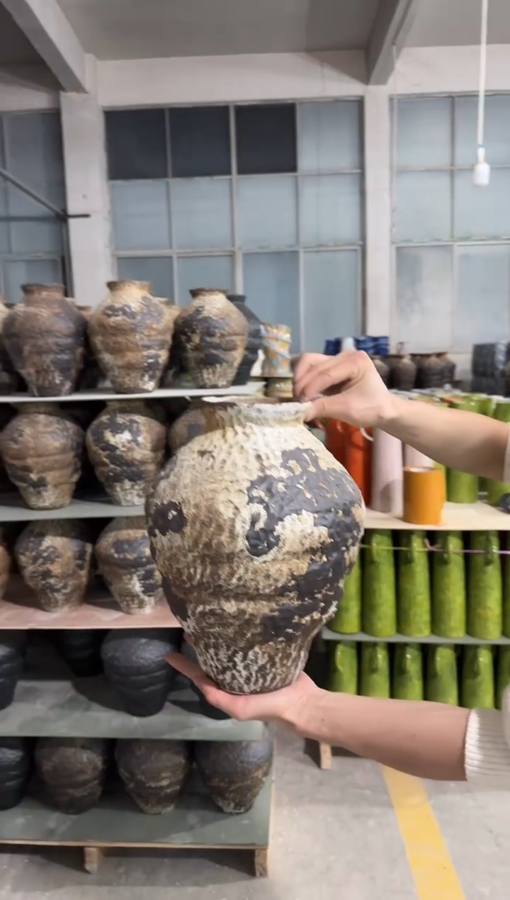 景德镇诧寂风陶瓷瓶