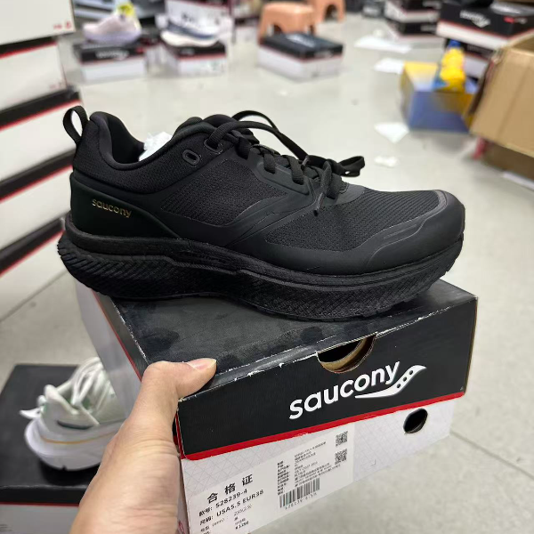 【直播断码不退不换】SAUCONY索康尼跑步鞋