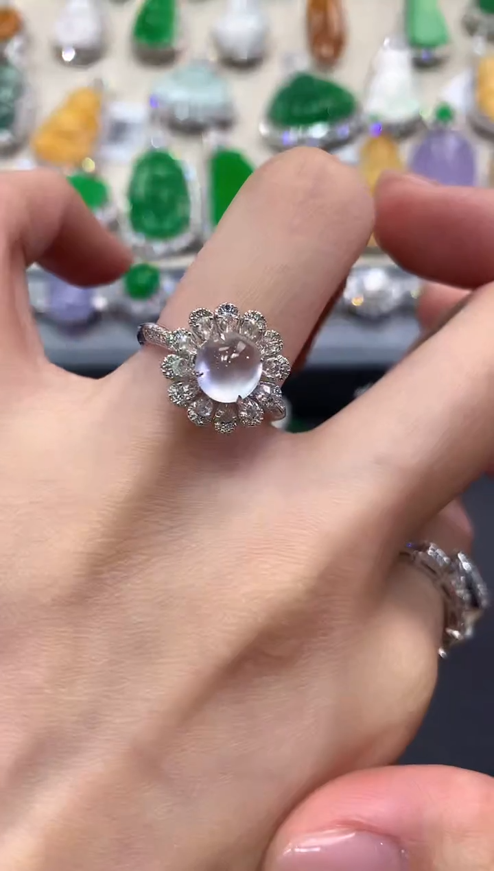 【闪购商品】翡翠戒指18K金镶嵌w47