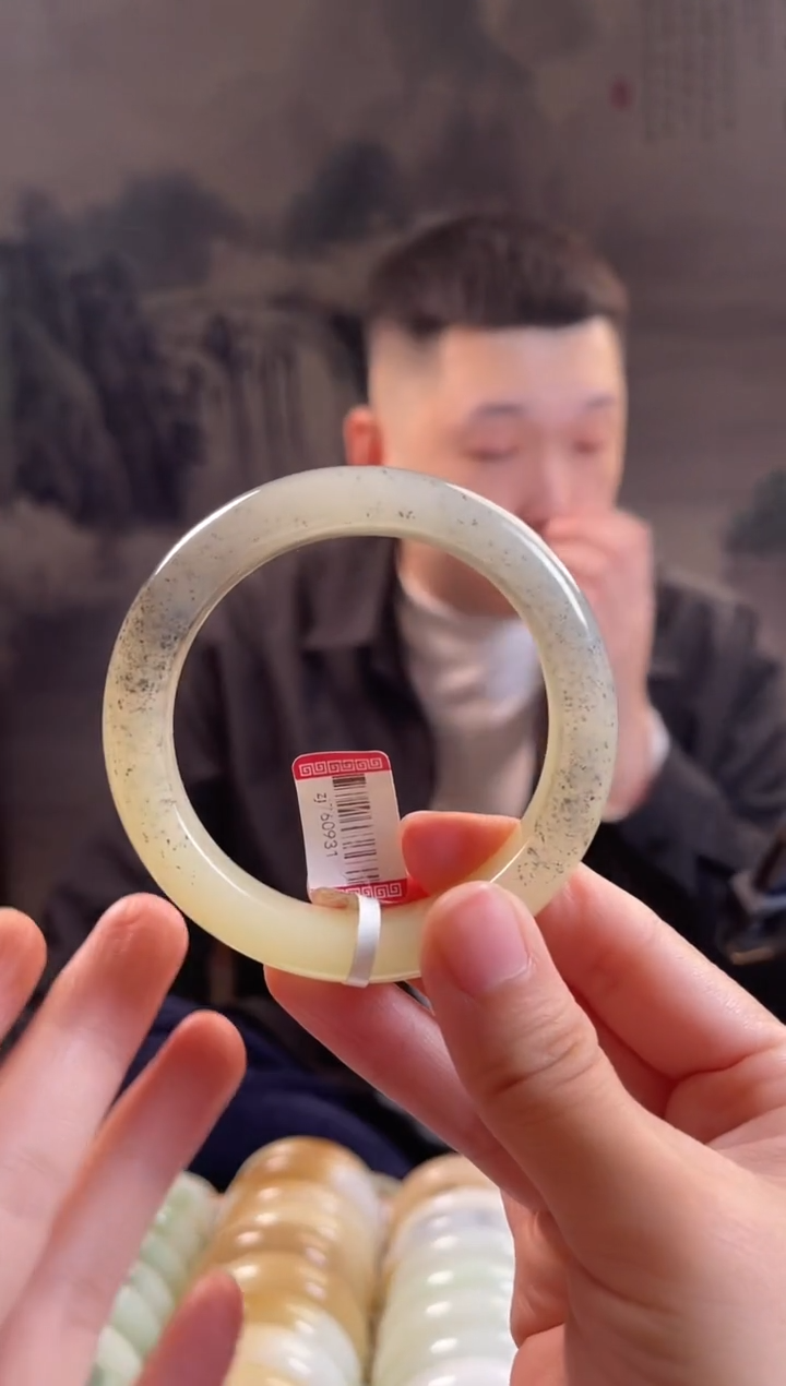 未镶嵌手镯和田玉57圈口0931