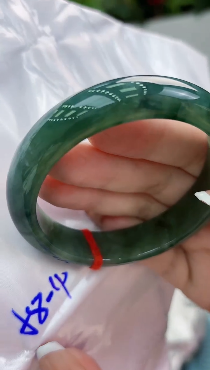 【闪购商品】翡翠手镯未镶嵌翡翠手镯