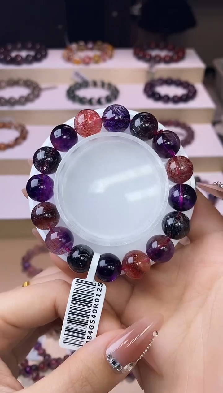 【闪购商品】水晶手链未镶嵌黑加仑超七单圈12m+