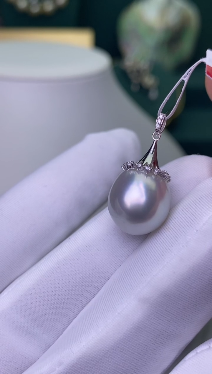 【闪购商品】海水珍珠颈饰18K金镶嵌12-13