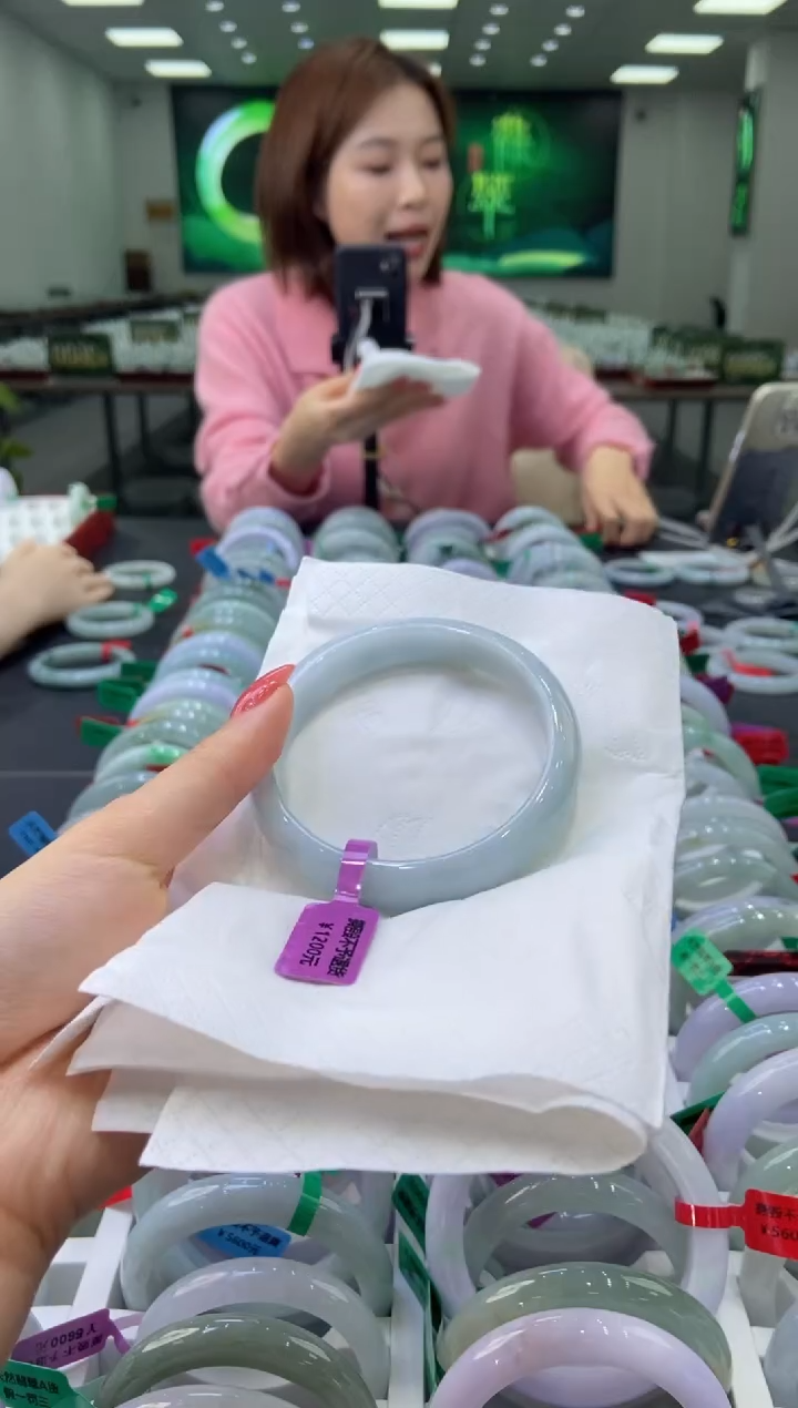 未镶嵌手镯翡翠0055658