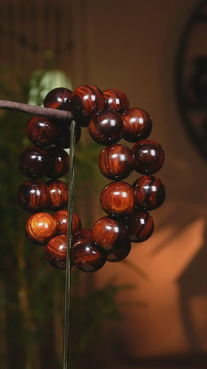 【闪购商品】黄花梨/降香黄檀手串/手链海南黄花梨2.0cm大黑线53克