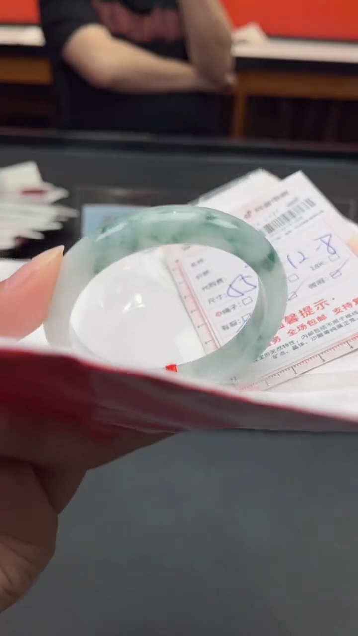 【闪购商品】定制翡翠未镶嵌天然缅甸翡翠手镯308