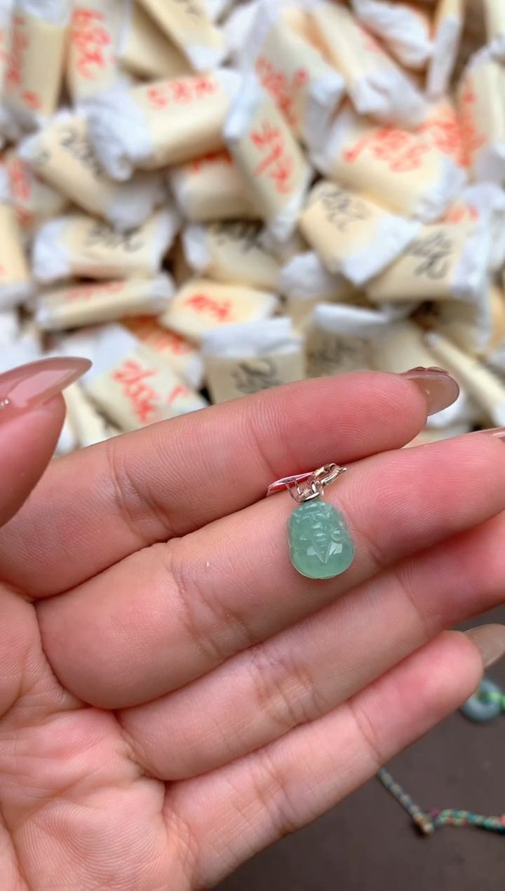 【闪购商品】翡翠挂件银S925镶嵌— 