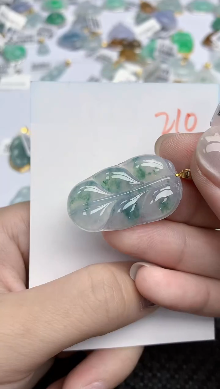 【闪购商品】翡翠颈饰18K金镶嵌天然翡翠A货