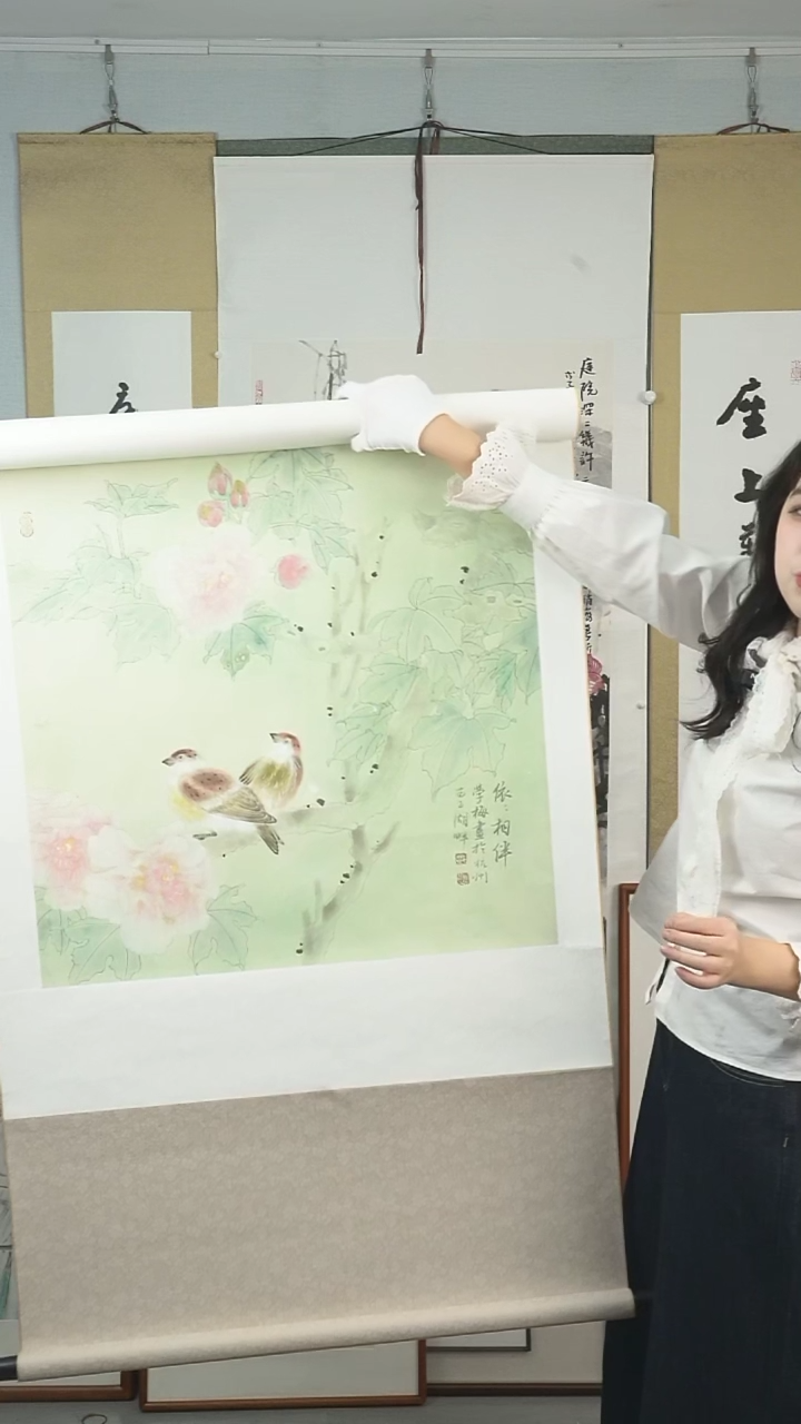 【闪购商品】国画邓学梅《依依相伴》