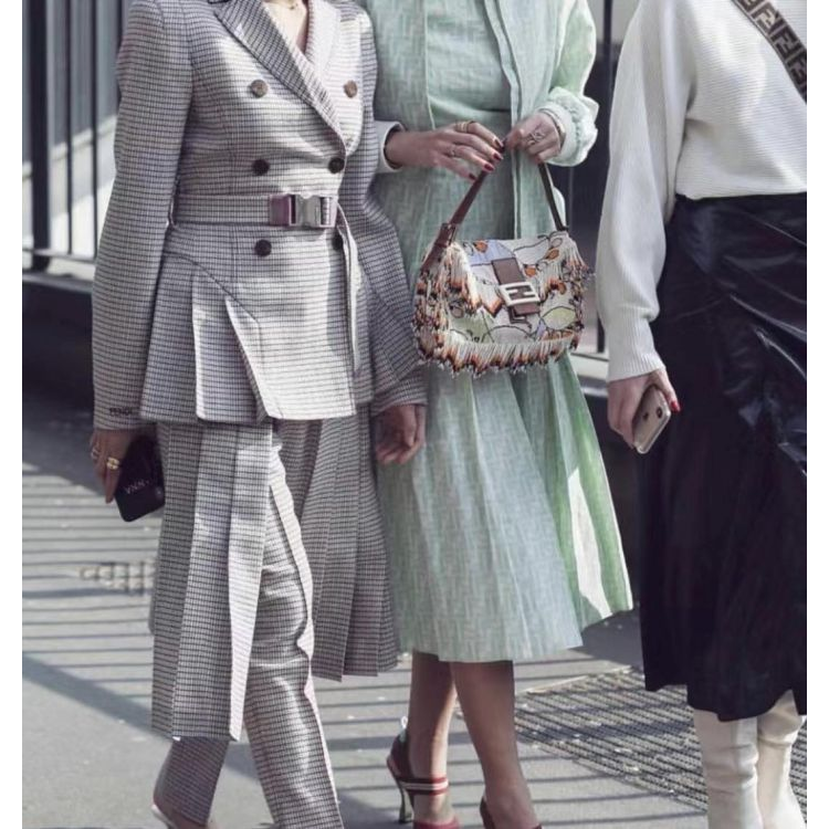 衣服/芬迪/95新/C18170803084/[251203LT00ER]