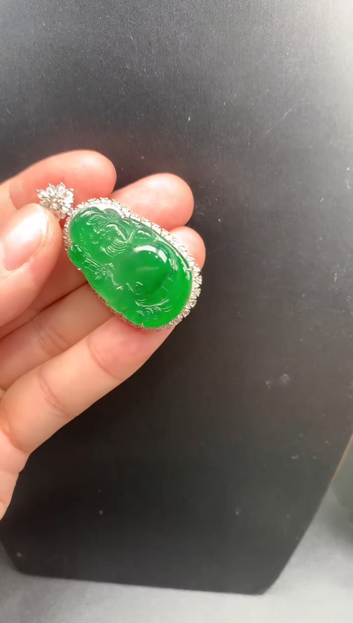 【闪购商品】翡翠颈饰18K金镶嵌财神