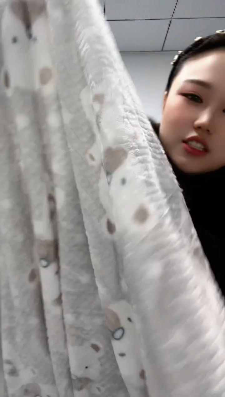 法兰绒2.8x1.7材质面料尺寸以主播介绍为准