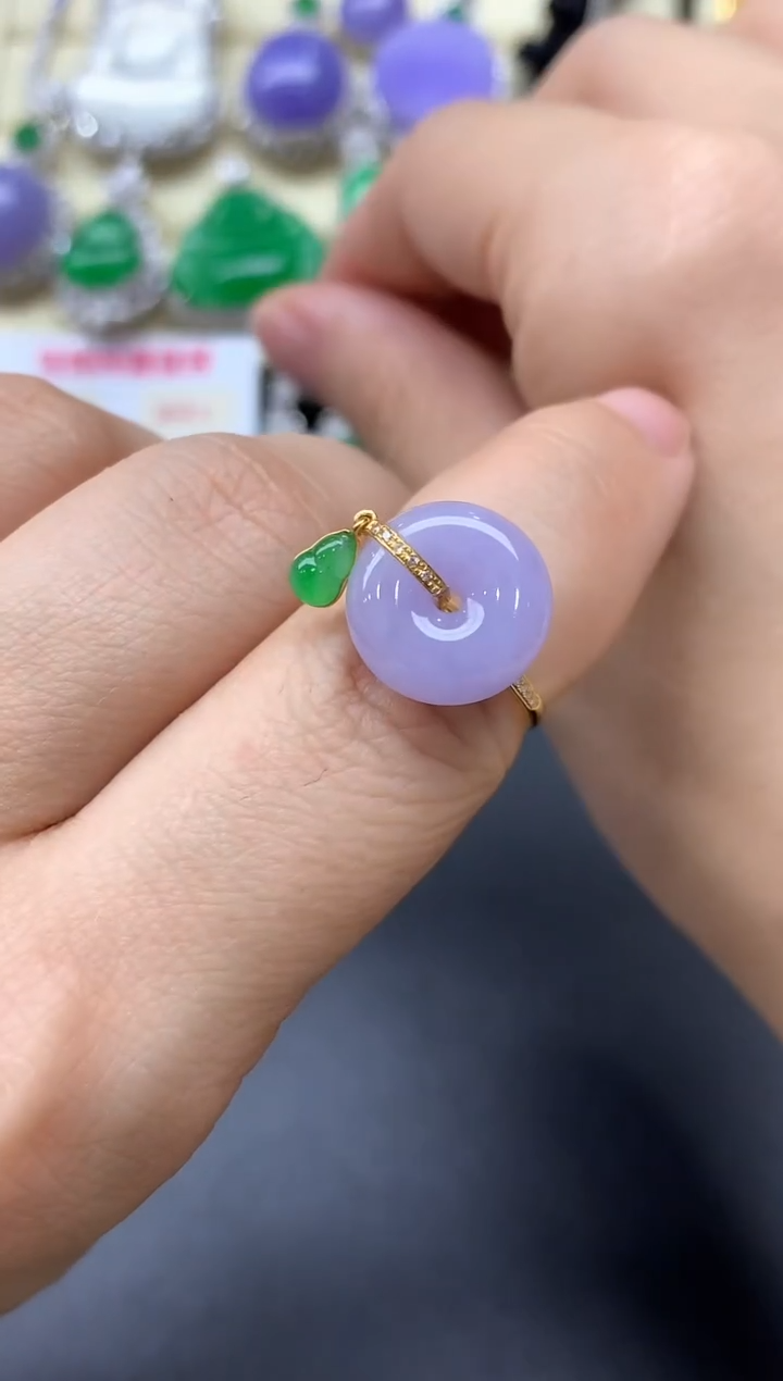 18K金镶嵌戒指翡翠249中国好珍宝