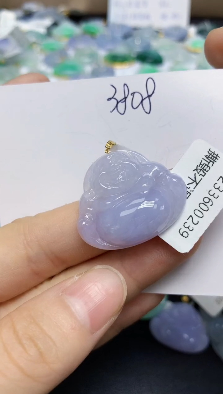 翡翠18K金镶嵌颈饰天然缅甸翡翠A货