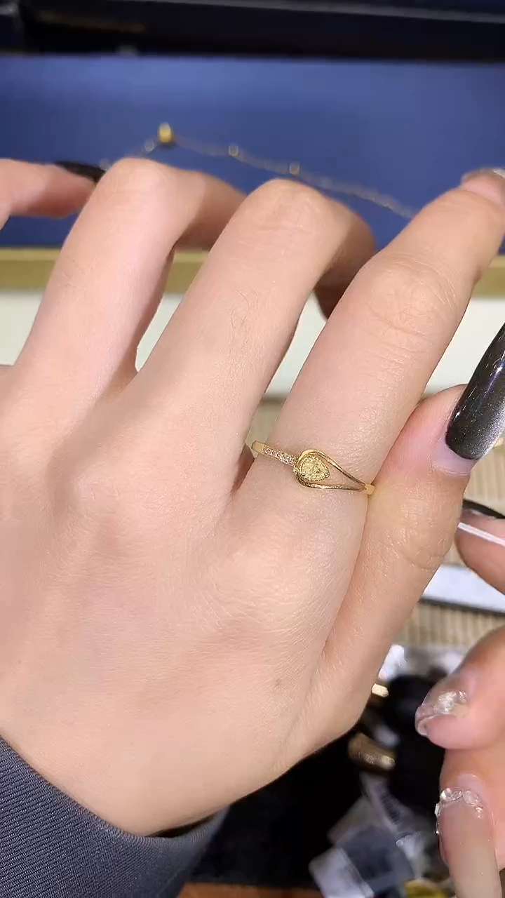 【闪购商品】钻石戒指18K金镶嵌钻石戒指CY