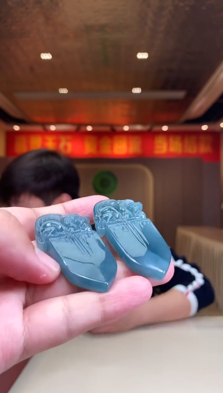 【闪购商品】定制翡翠未镶嵌多样性发货（只发一件) *d40