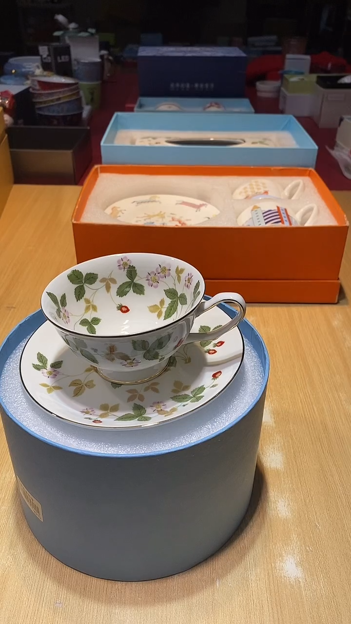 瓷片生活的本意是开心啊@@1