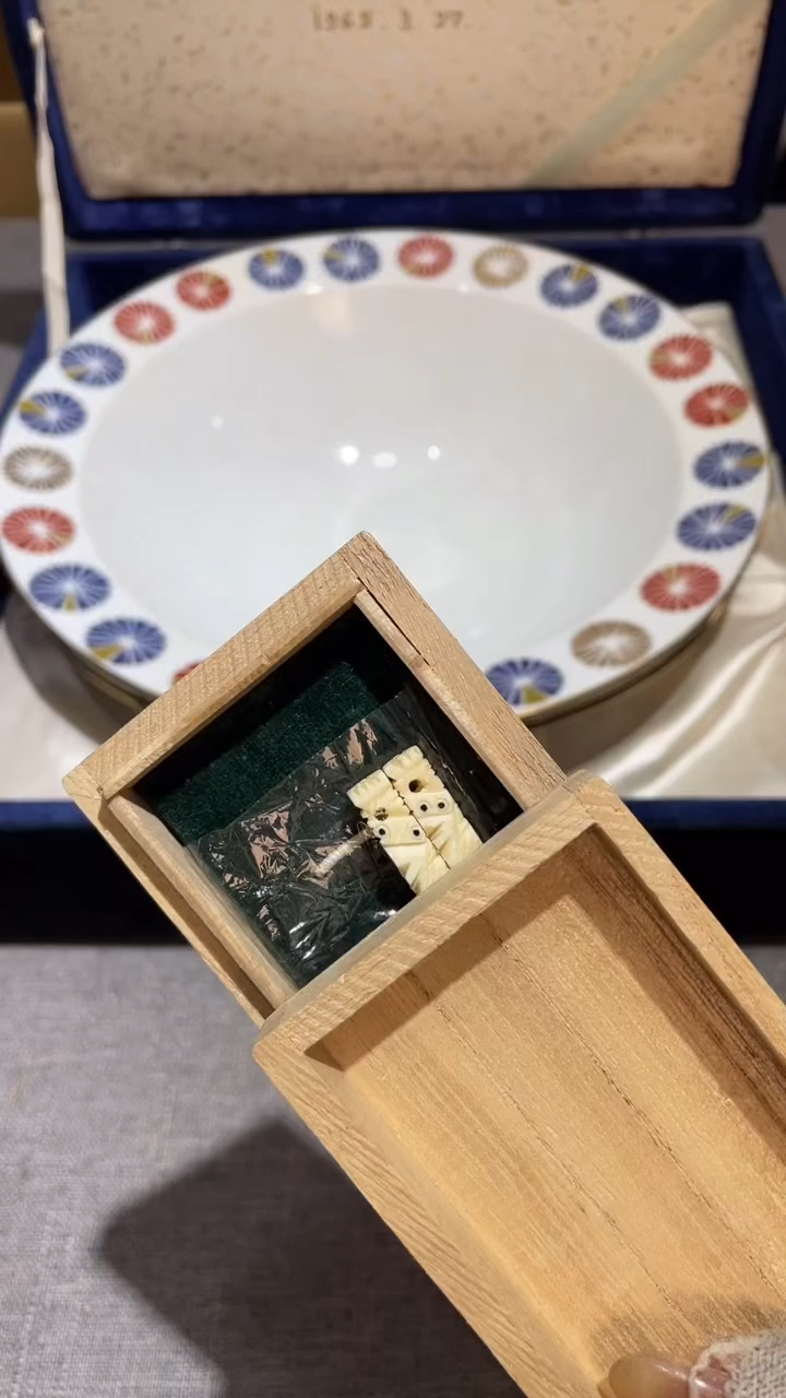 塑料奔**霸奔波儿霸  
