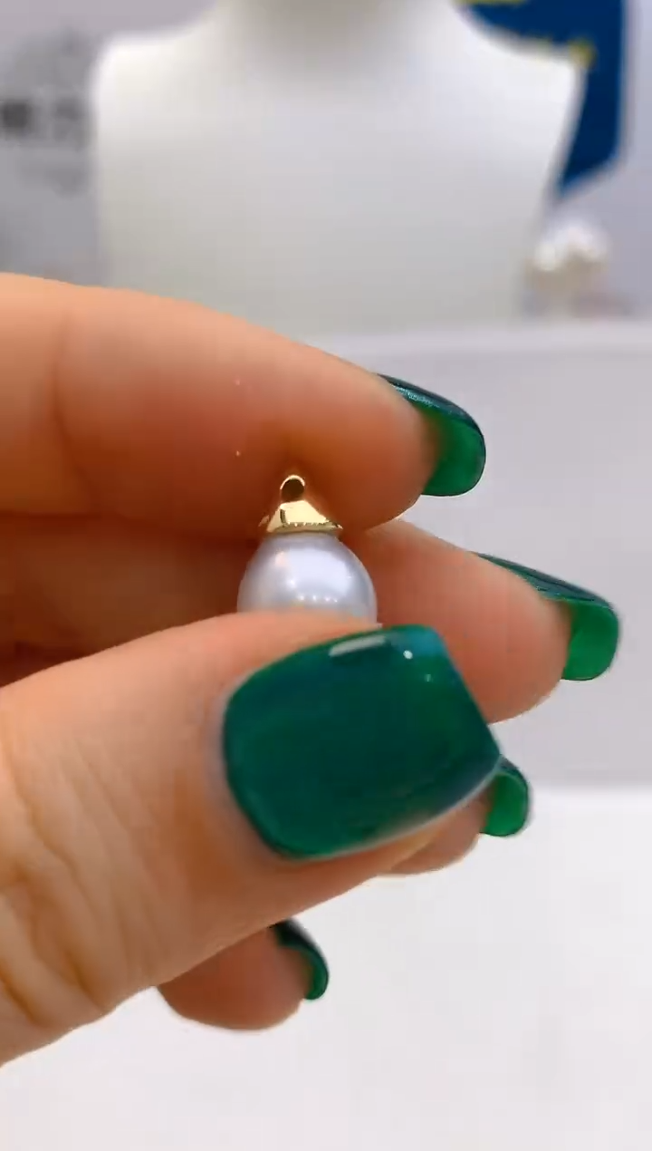 【闪购商品】海水珍珠吊坠18K金镶嵌194 8-9mm