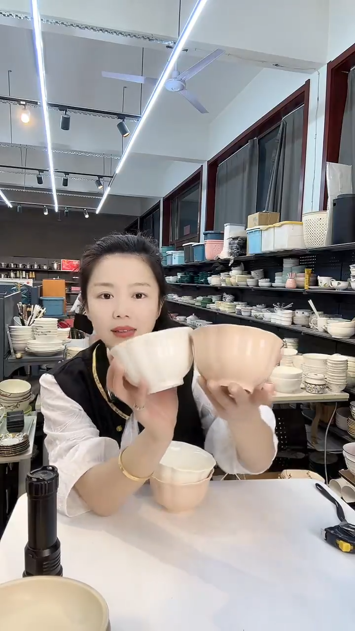 【闪购商品】4只装花朵碗颜色随机  建议勿拍