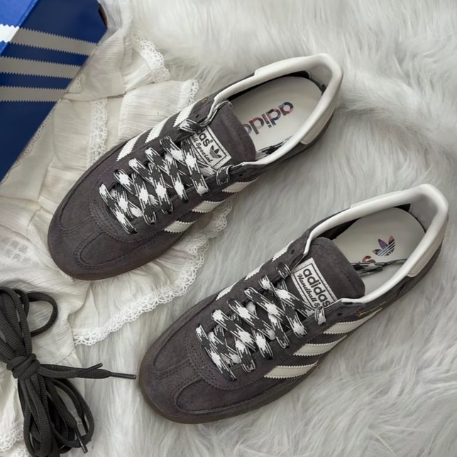 【滔搏联动】adidas Originals阿迪三叶草双旦礼中性休闲鞋KJ6303