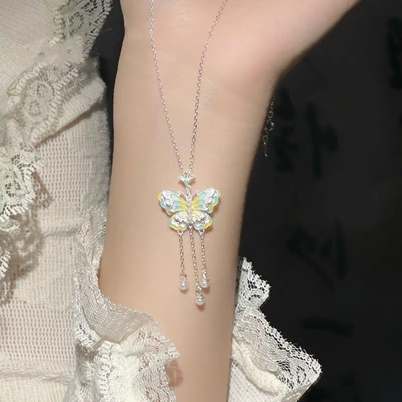 珐琅彩蝴蝶项链811