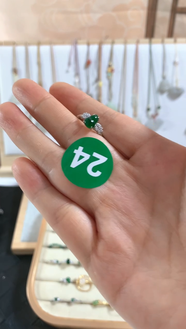 翡翠戒指未镶嵌戒指3