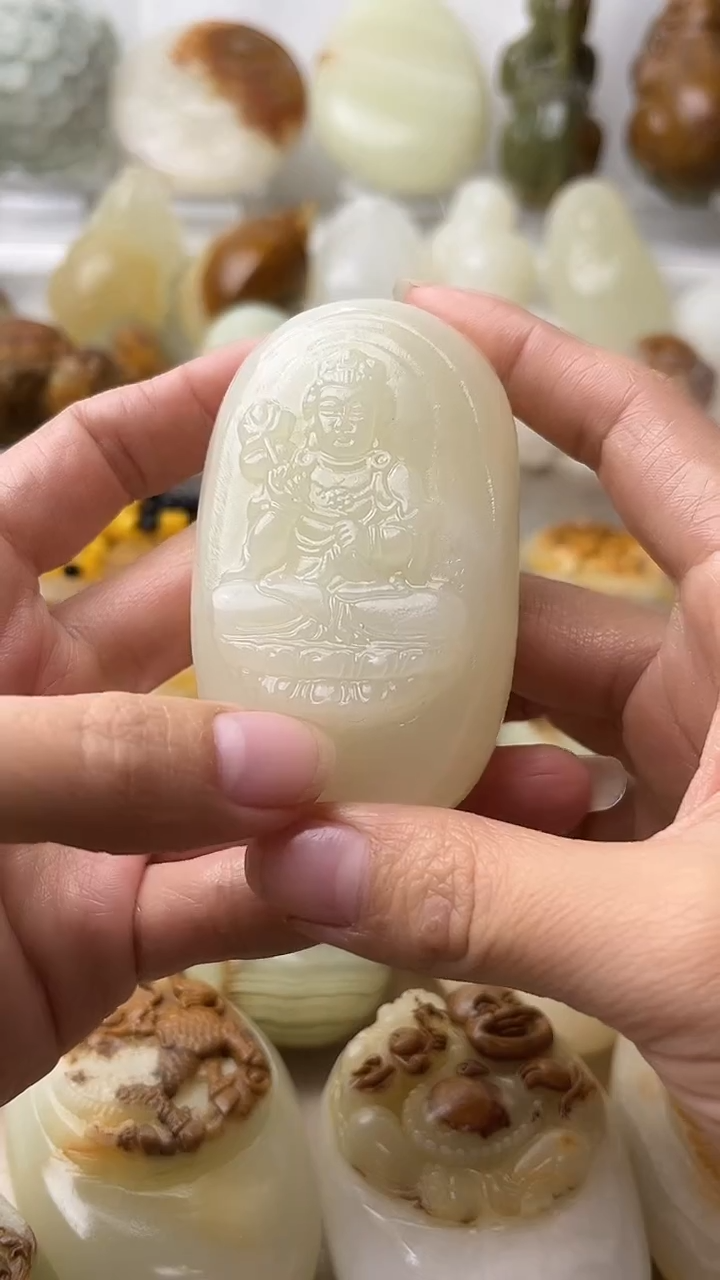 石材古青石棉纹正常不退换大势至菩萨