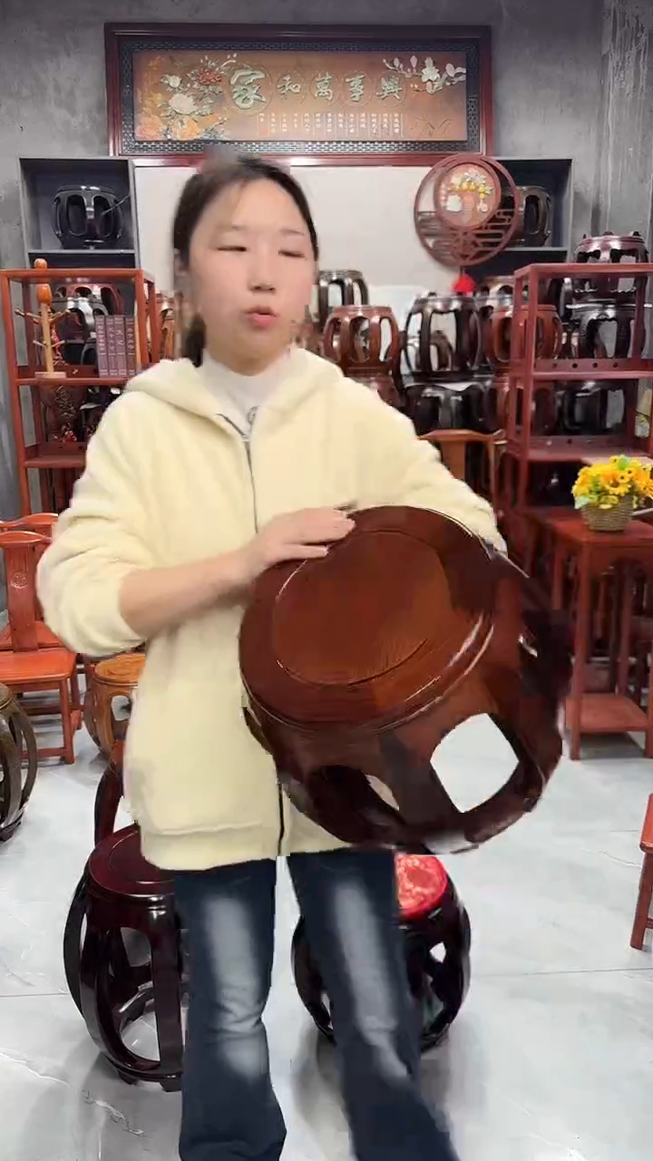 花梨木类家具 胡桃色小号鼓凳一对（两条）