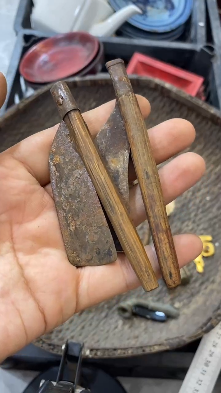 放****工所拍商品均为残品，付款表示默认，不退不换，看好下单，