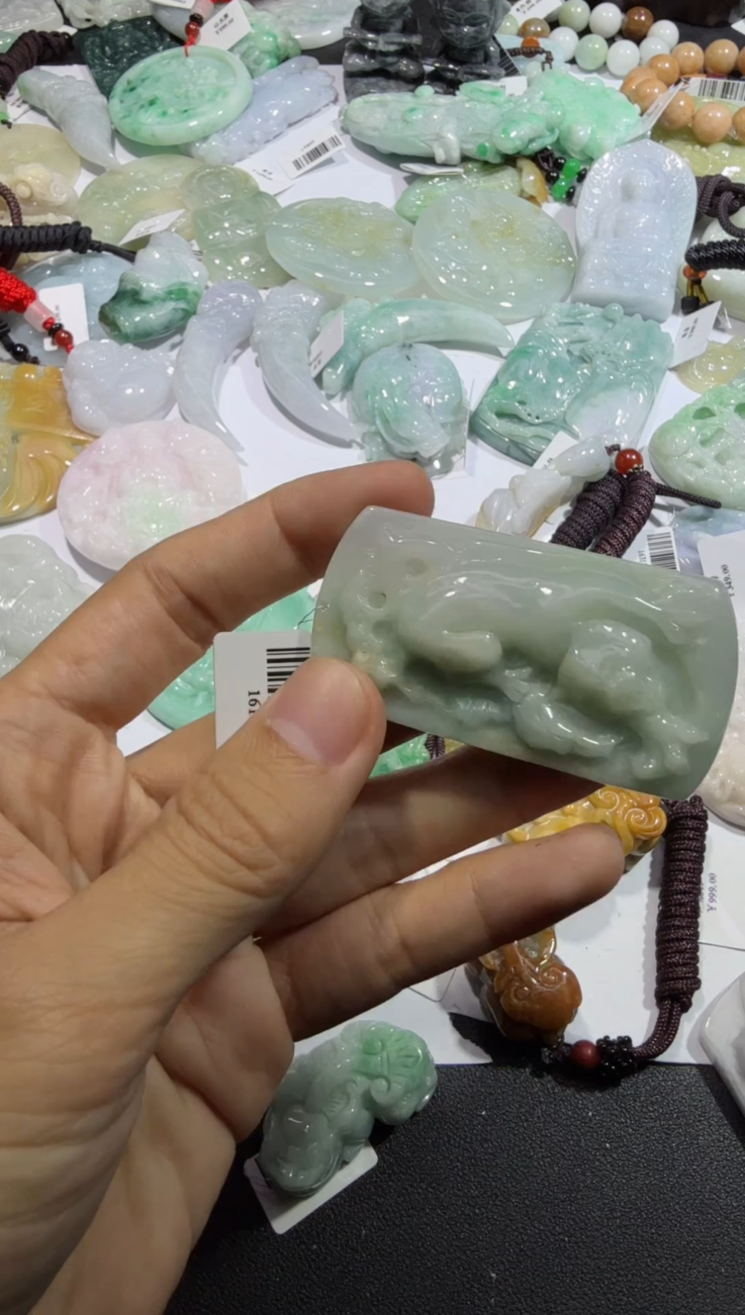 【闪购商品】翡翠颈饰未镶嵌00005354