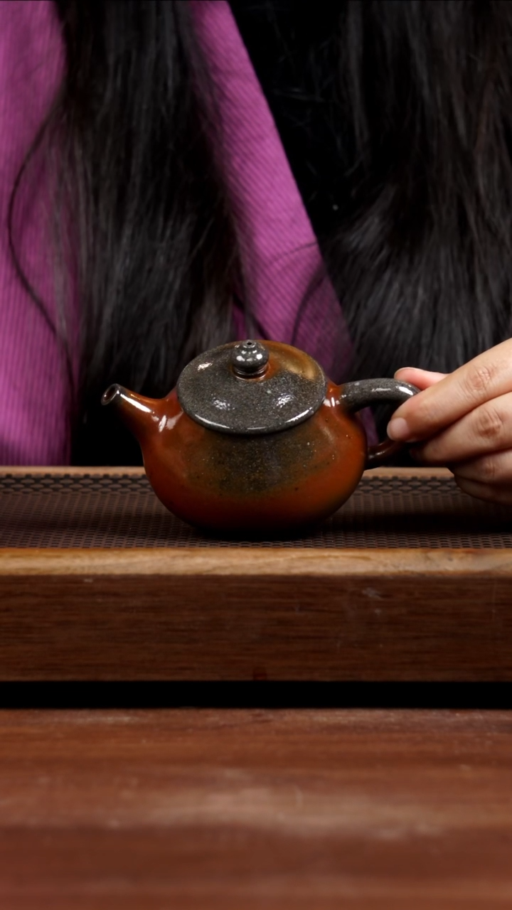 【闪购商品】紫砂茶壶柴烧寒江150CC