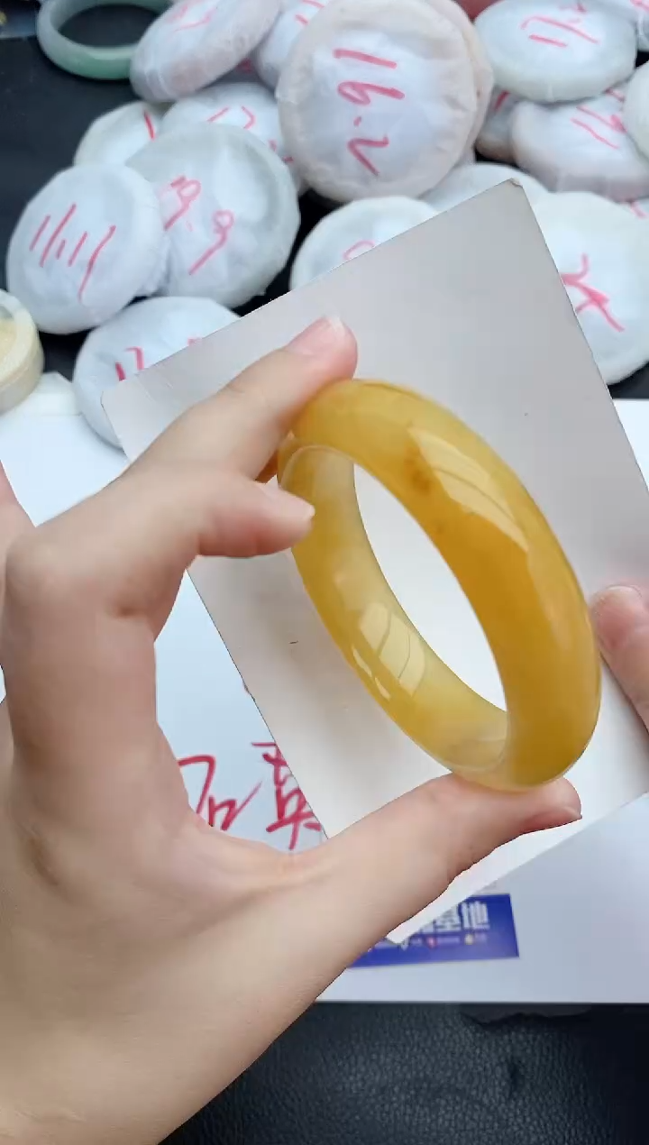 石英质玉手镯未镶嵌140+59/60