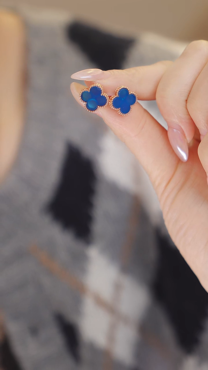 18K金镶嵌耳钉玛瑙/玉髓13mm蓝花耳钉