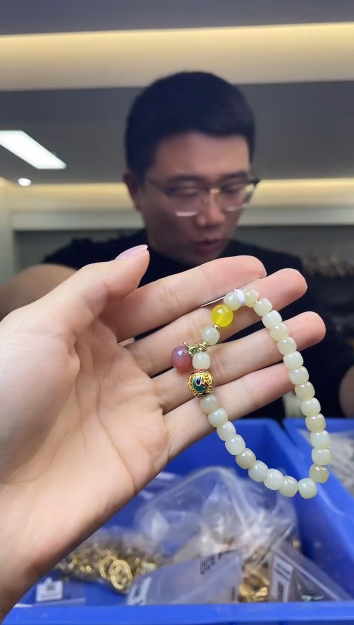 【闪购商品】和田玉`未镶嵌多样性发一件