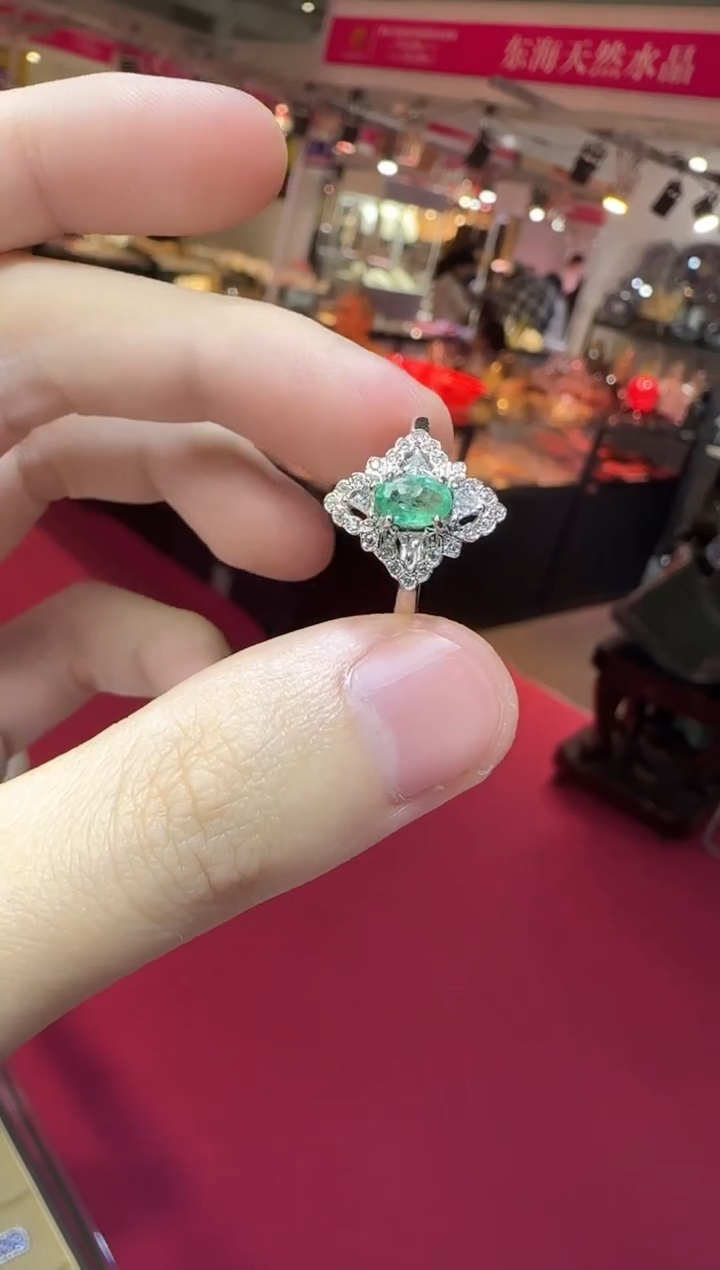 银S925镶嵌戒指祖母绿5*7mm