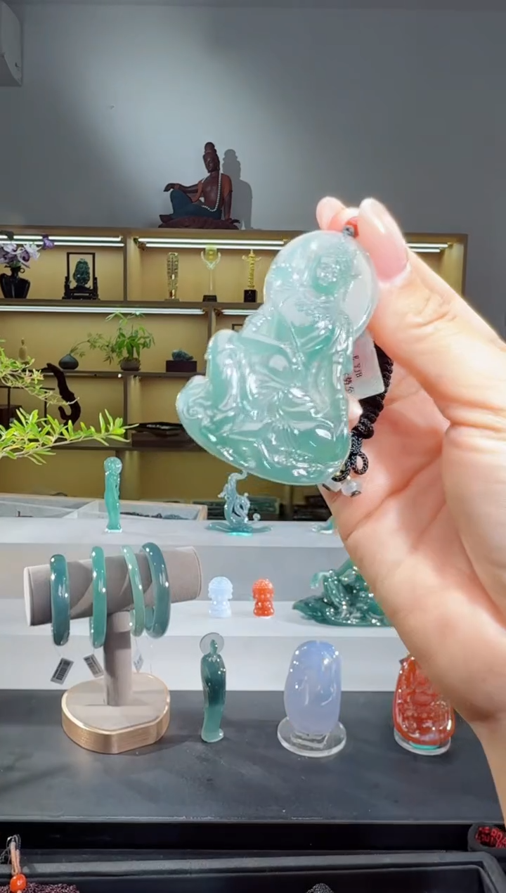 吊坠(不含链)未镶嵌翡翠观音