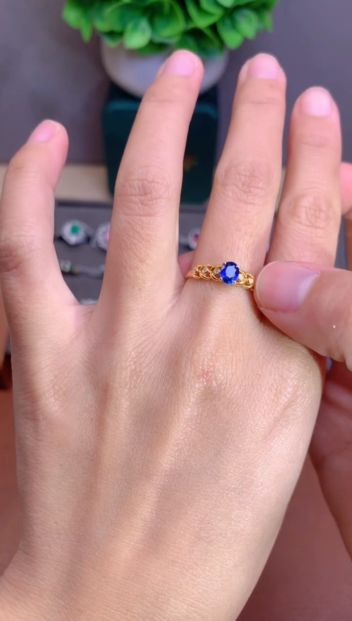 【闪购商品】蓝宝石戒指18K金镶嵌0.5CT