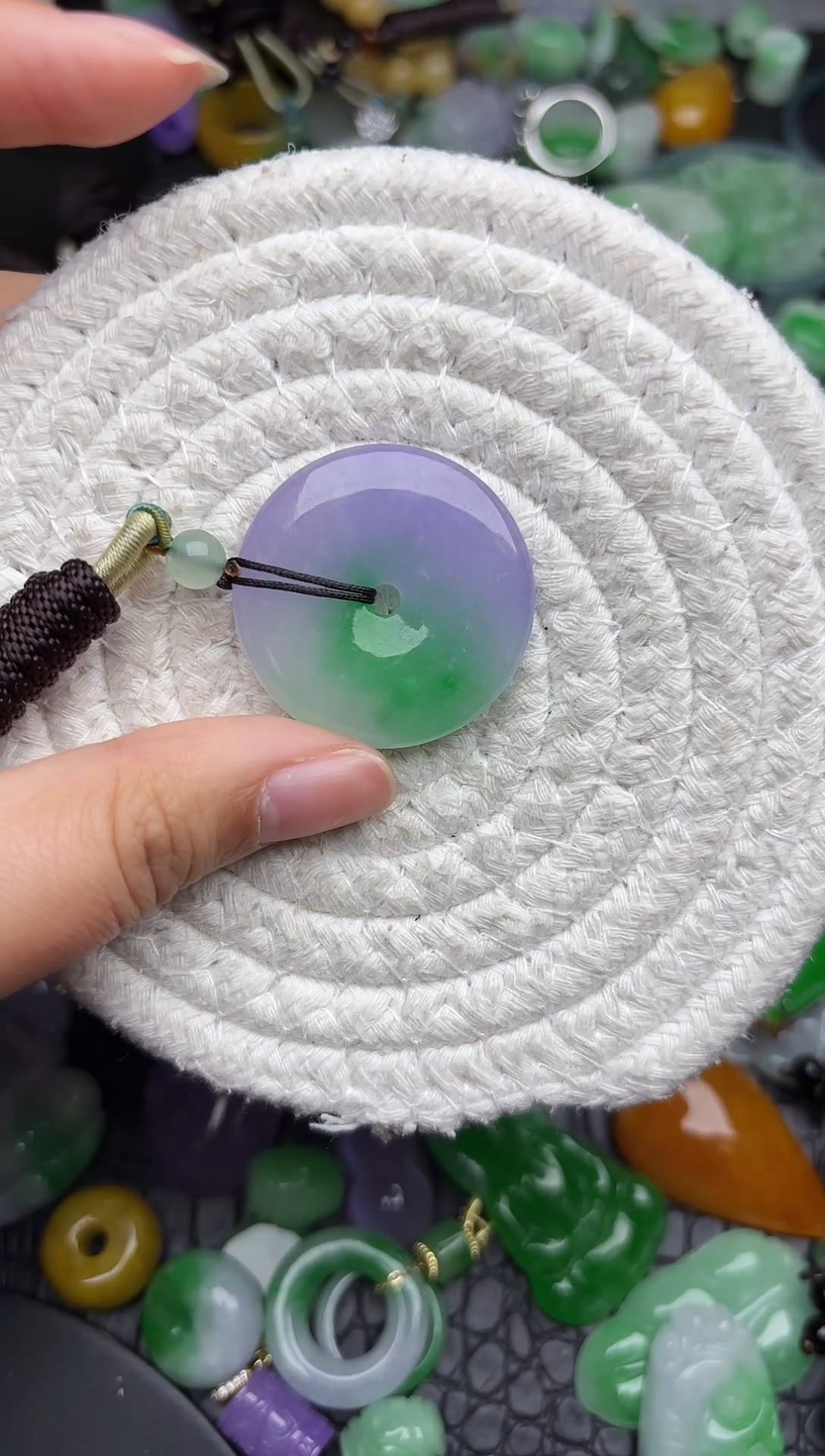 颈饰未镶嵌翡翠缅甸翡翠吊坠
